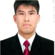 Me defino como una persona muy apasionada de lo que hace y muy paciente para enseñar. Me gustaría dar clases a las personas que recién comienzan en este maravilloso mundo de la música para poder guiarlos con una buena base musical y que disfruten de este